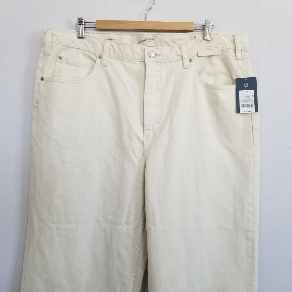 NWT Universal Thread Off White Cuffed Cropped Vin… - image 2